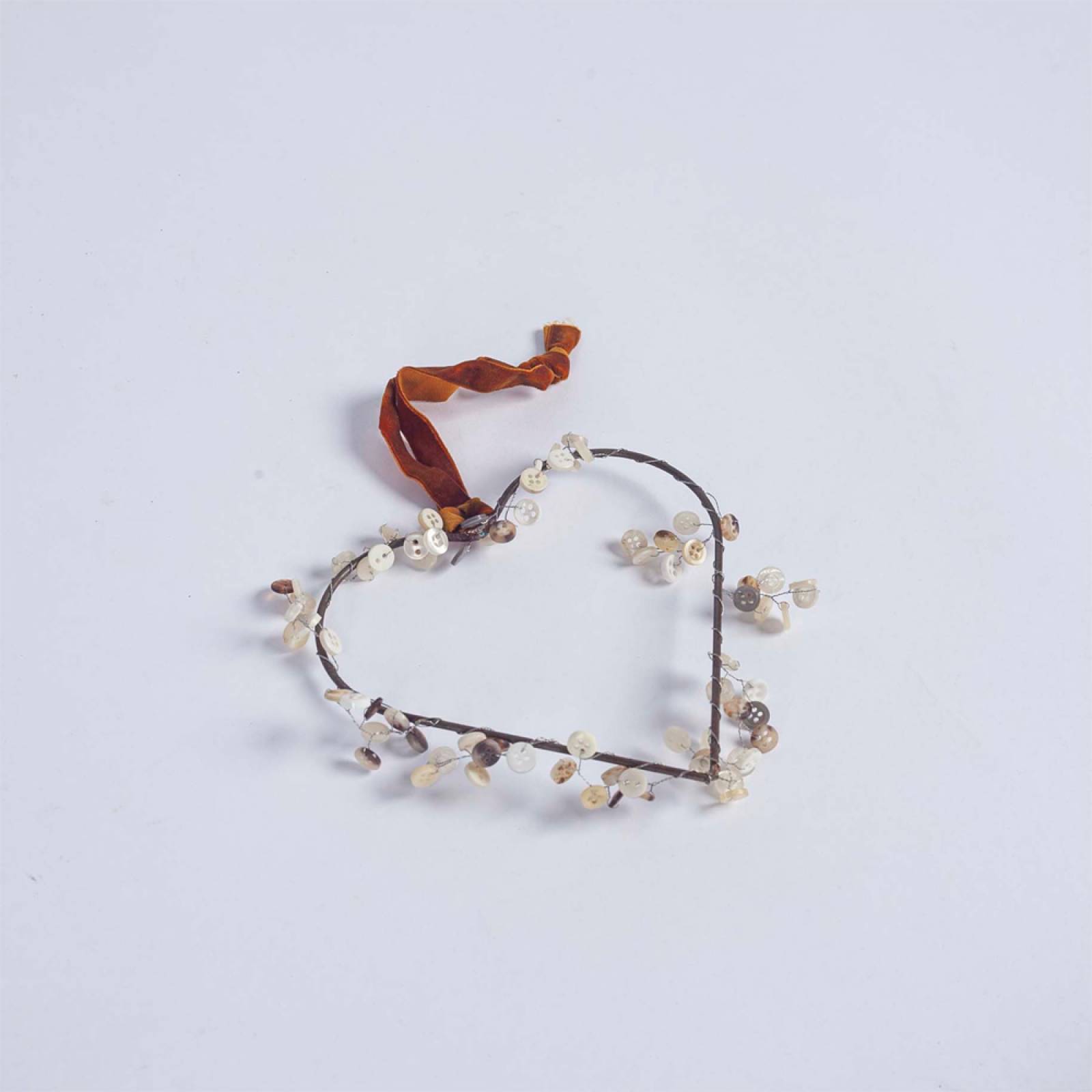 Small Beaded Heart Hanging Decoration thumbnails