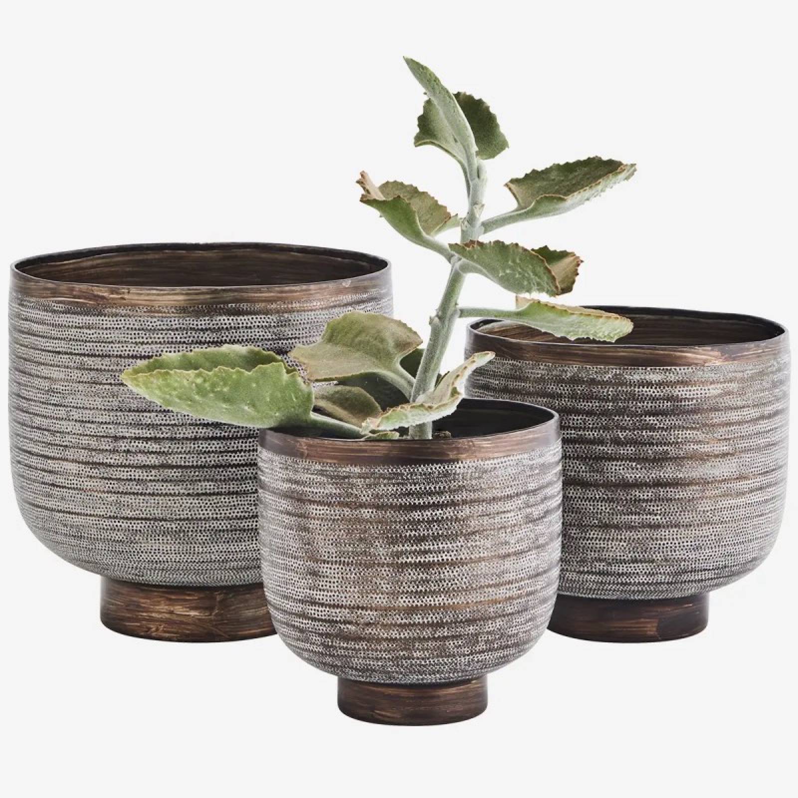 Small Hand Hammered Aluminium Flower Pot 20x20cm