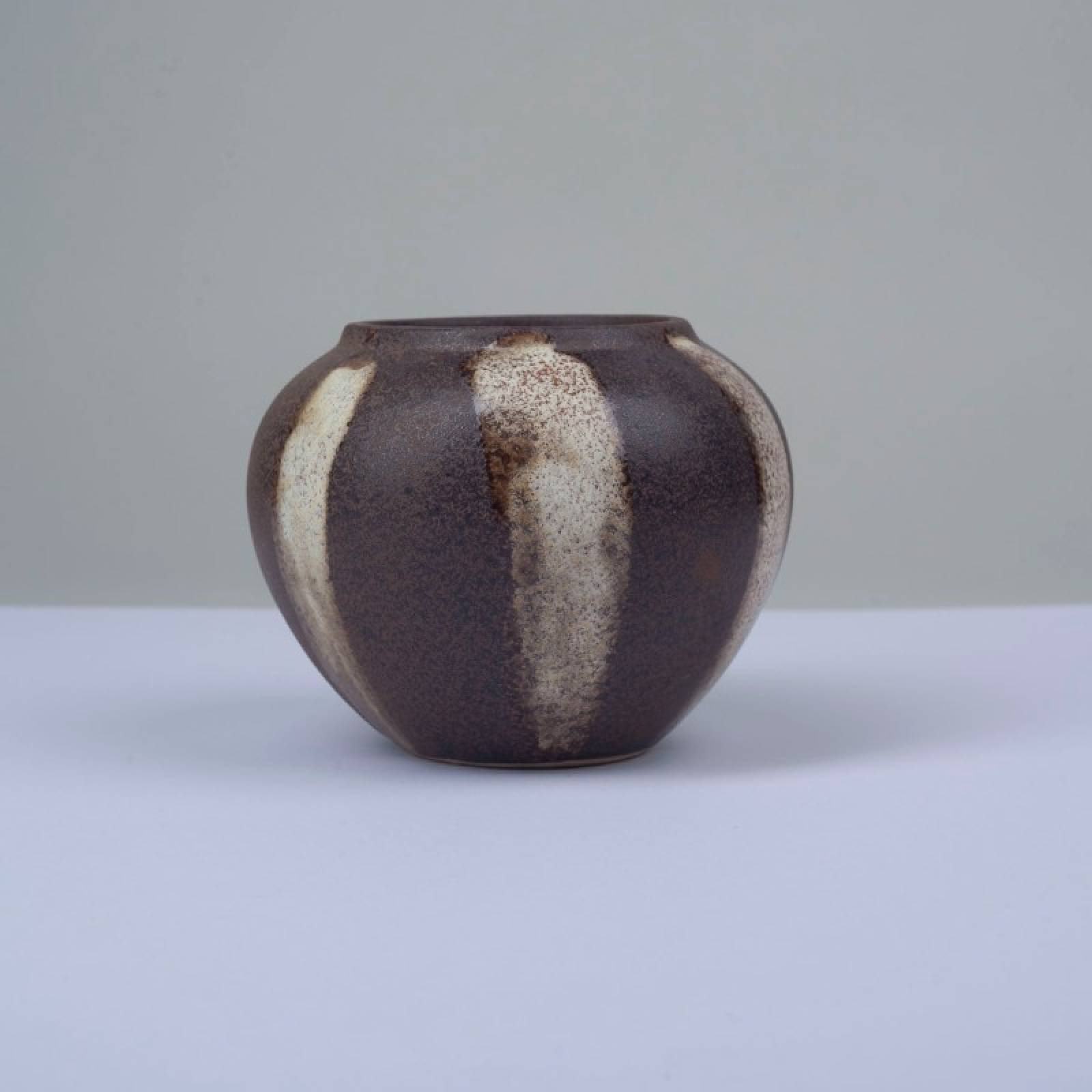 Small Round Stoneware Vase In Brown & Off White thumbnails