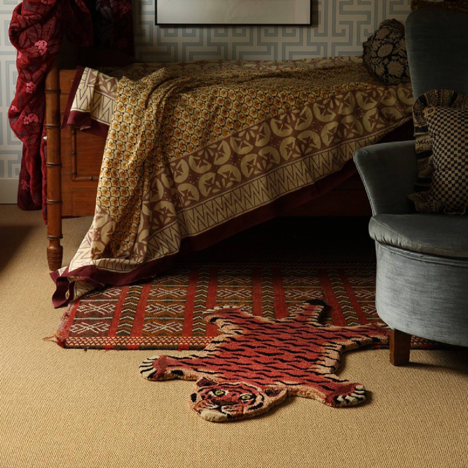 Small Tula Wise Tiger Shaped Wool Rug thumbnails
