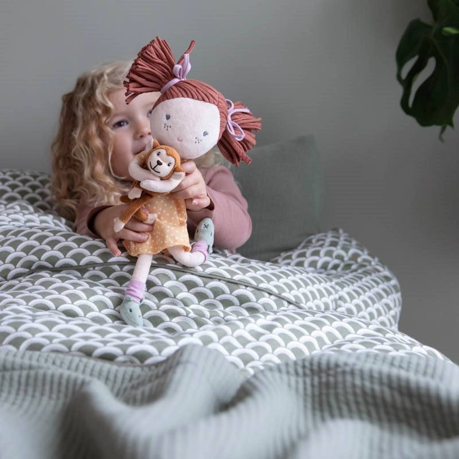 Sophia - Soft Cuddle Doll 1+ thumbnails