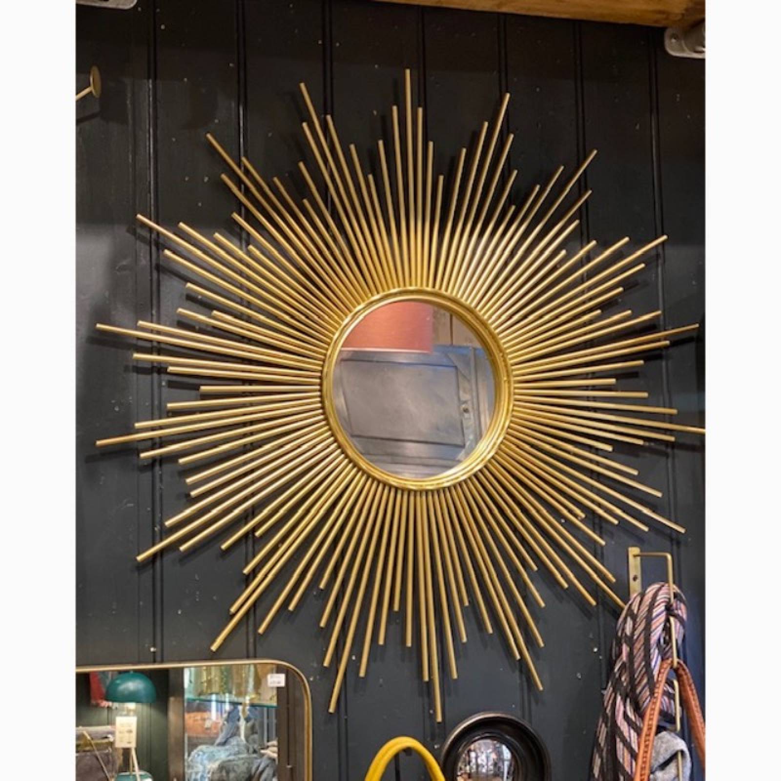 Star Shaped Tubular Sunburst Mirror In Gold thumbnails