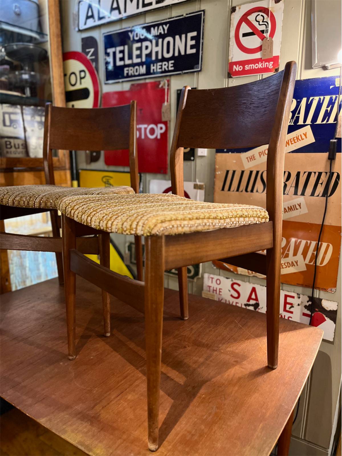 Teak Extending Dining Table With Set Of 4 Chairs 120cm thumbnails