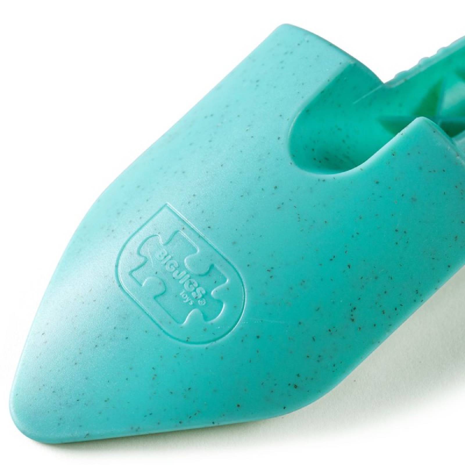 Toy Eco Spade In Eggshell Green 18m+ thumbnails