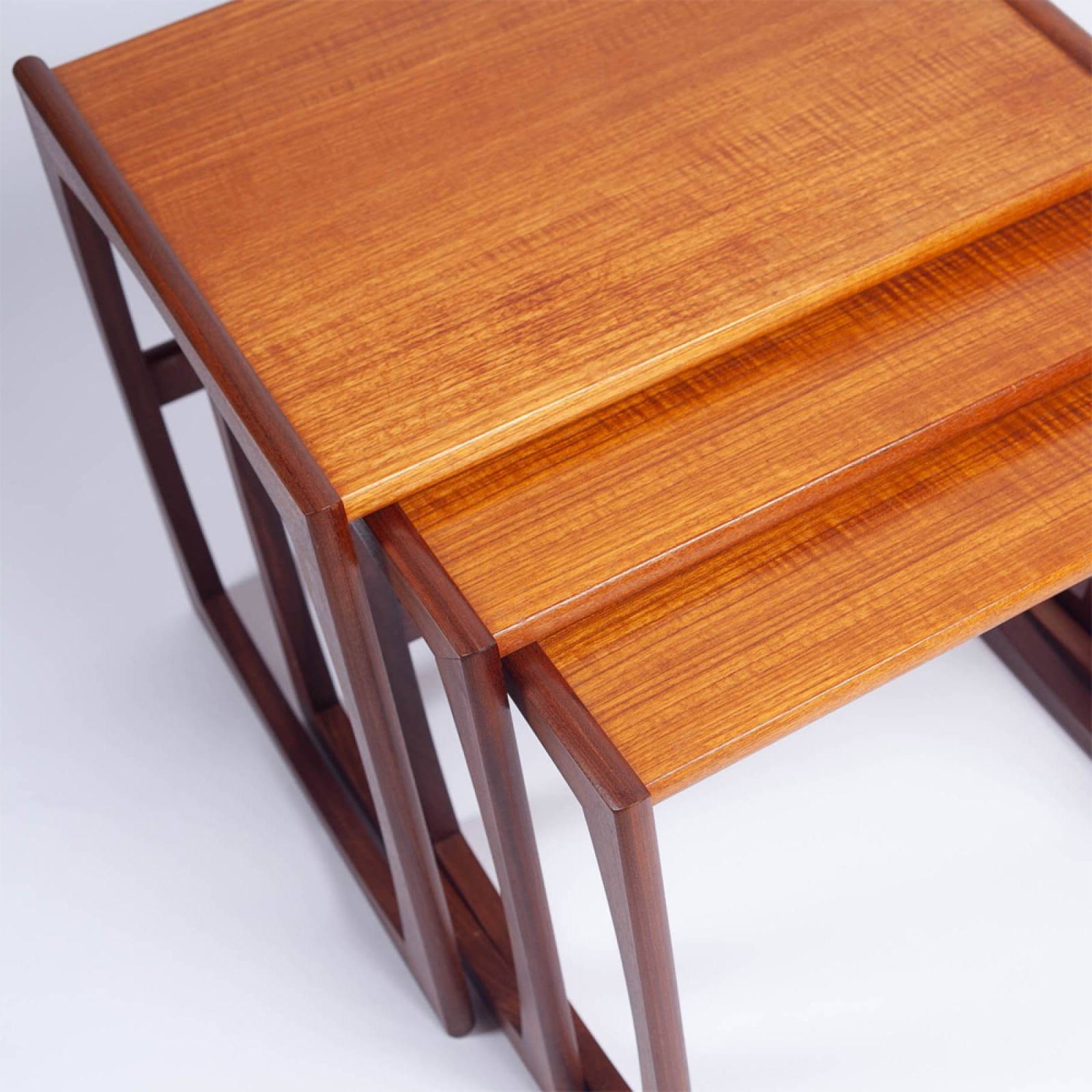 Vintage 1960s G Plan Quadrille Nest Of 3 Teak Side Tables thumbnails