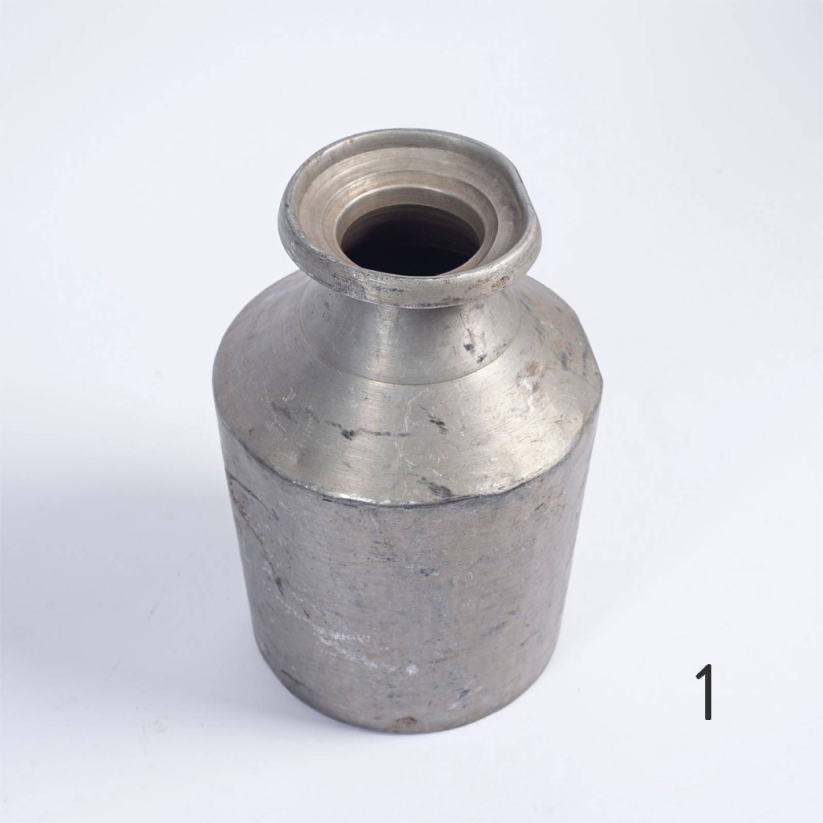 Vintage Aluminium Water Carrier thumbnails