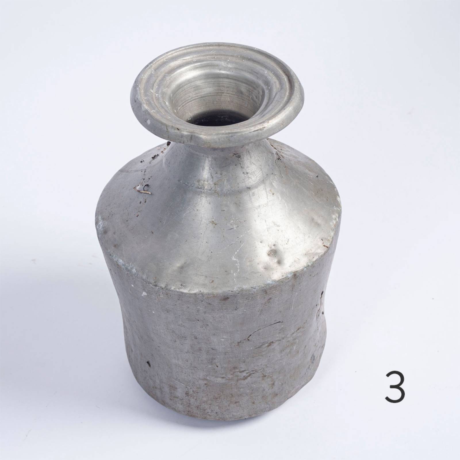 Vintage Aluminium Water Carrier thumbnails