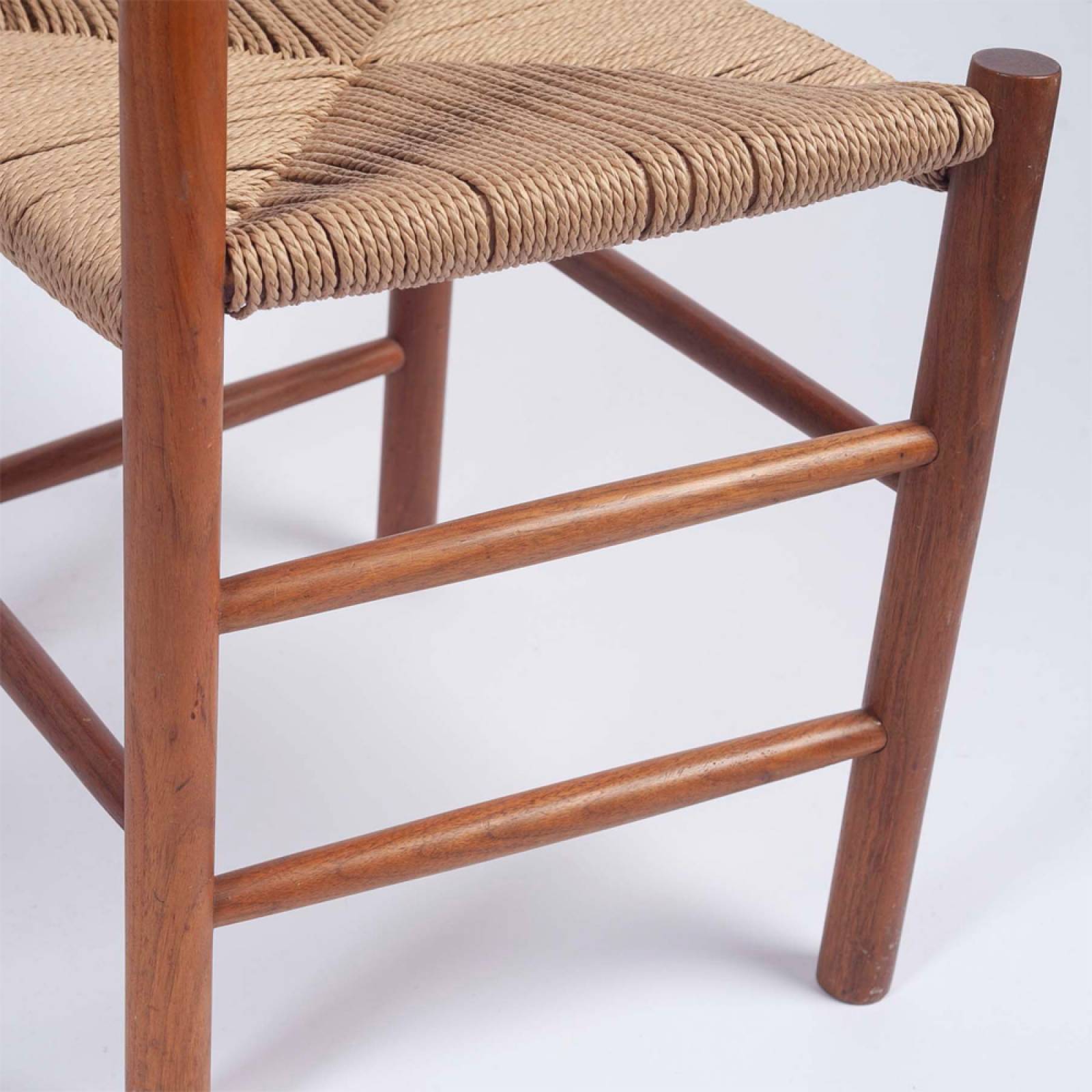 Vintage Set Of 4 B&oslash;rge Mogensen J39 Chairs In Walnut thumbnails