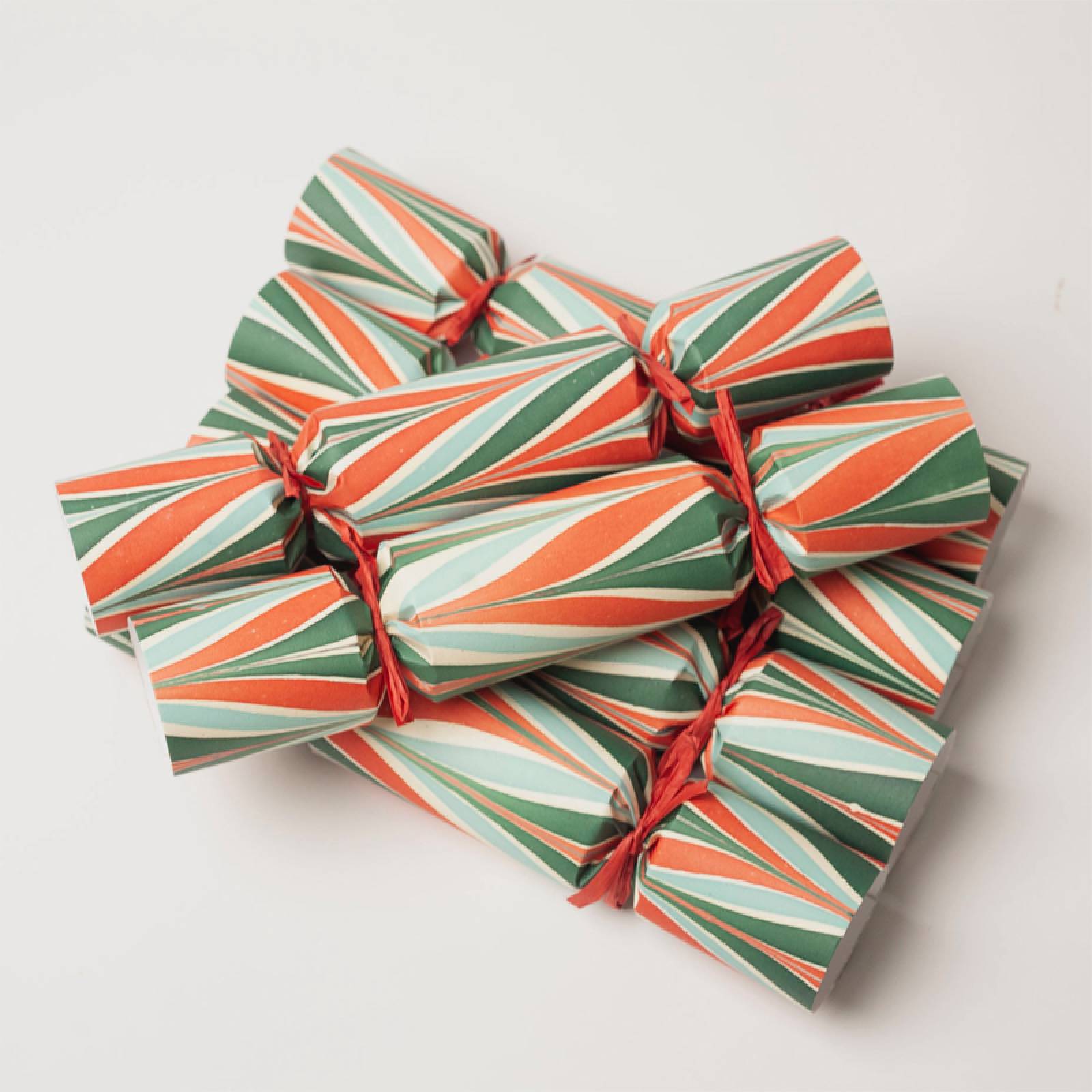 Box Of 6 Handmade Christmas Crackers - Christmas Candy thumbnails