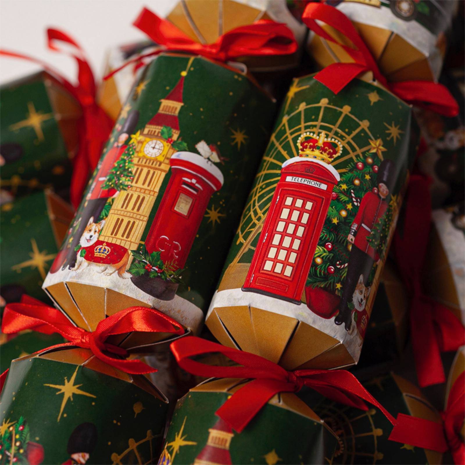 Box Of 6 Christmas Crackers - London thumbnails