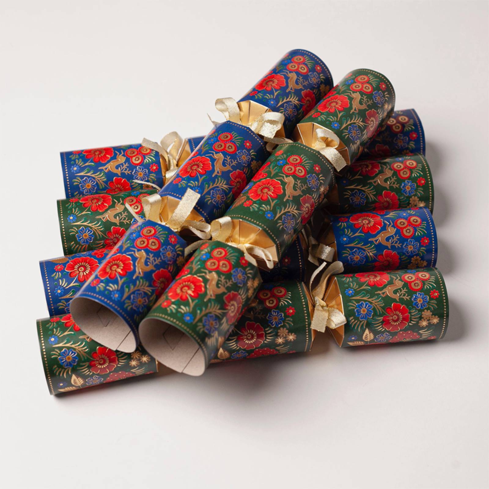 Box Of 6 Christmas Crackers - Folk Art thumbnails