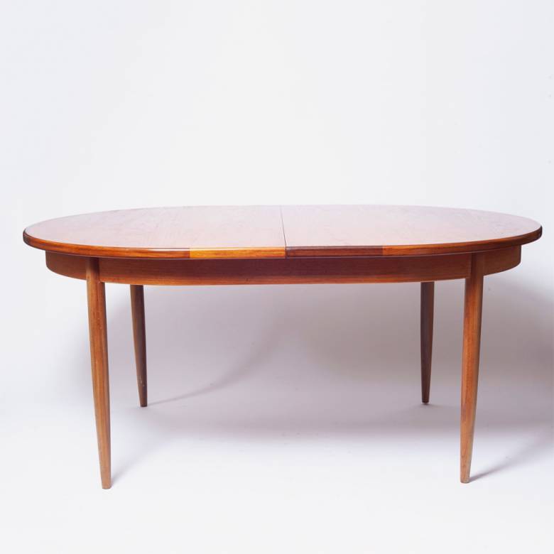 1960s G Plan Oval Extending Dining Table Model 4387