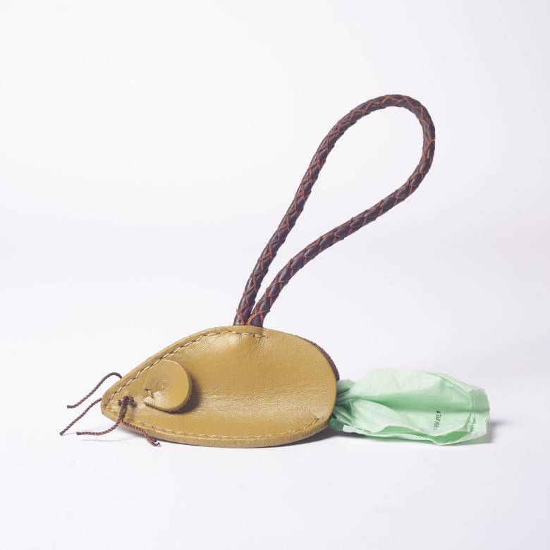 Leather Mouse Poo Bag Dispenser In Grass