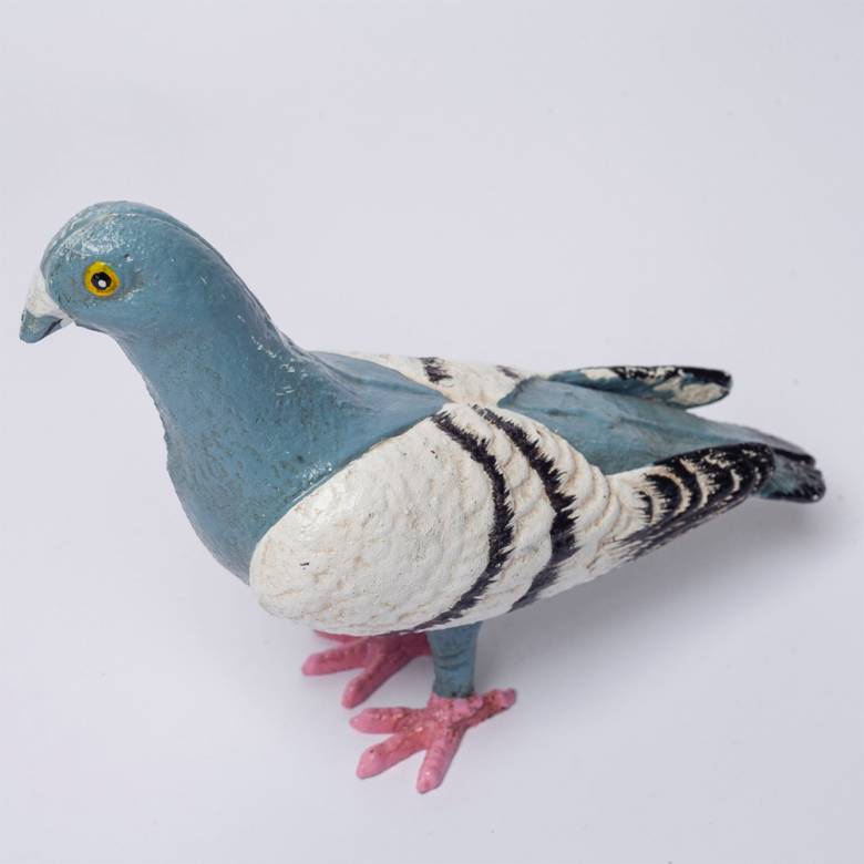 Cast Iron Standing Pigeon