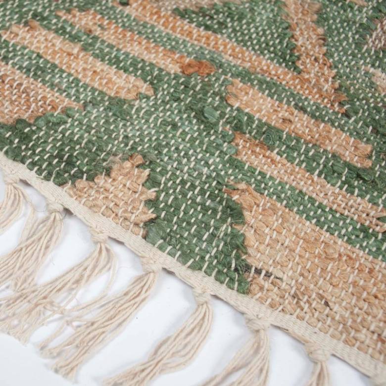 Handwoven Jute Rug In Green Chevron Pattern 120x180cm