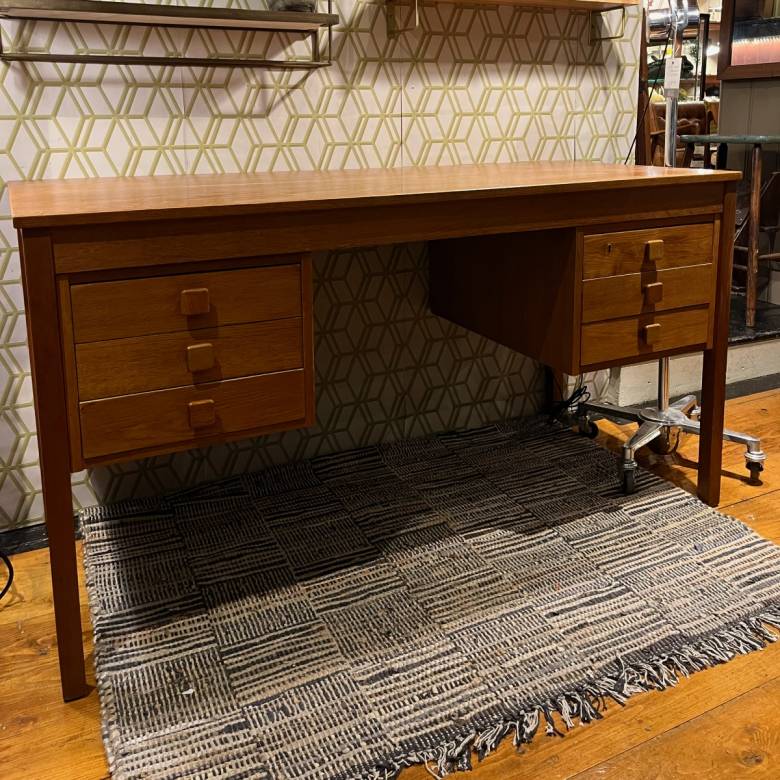 1960s Danish Oak Desk With 6 Drawers By Domino Mobler