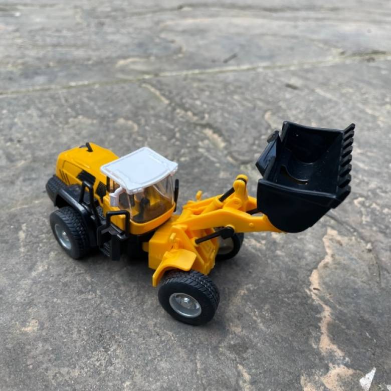 Loader Digger - Pull Back Die-Cast Toy Vehicle 3+