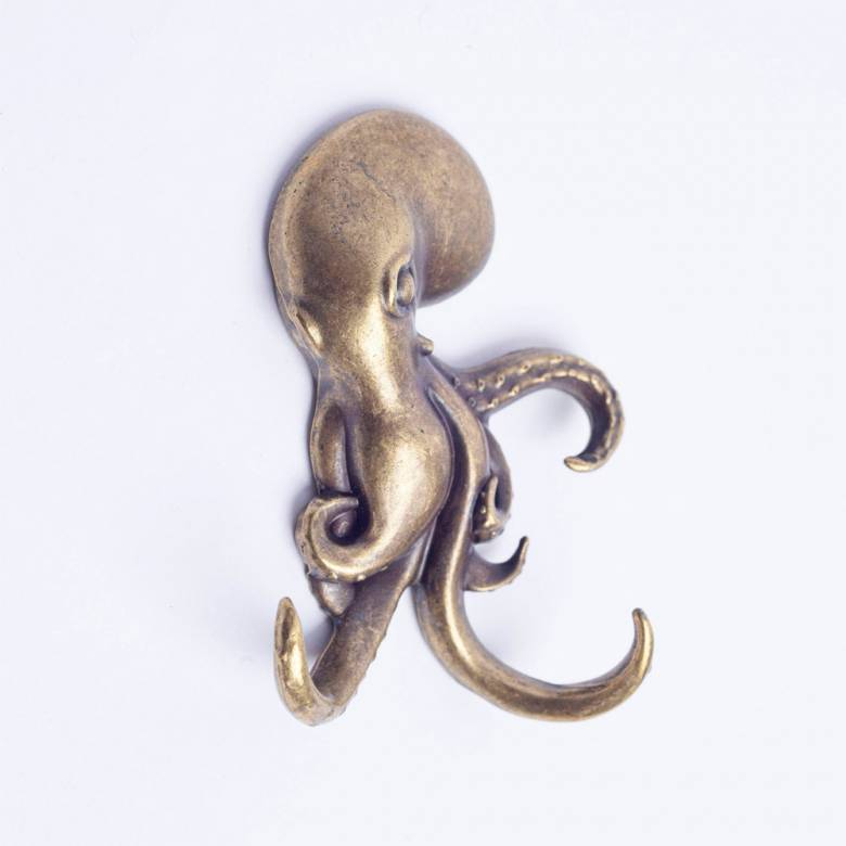 Metal Octopus Hook In Gold