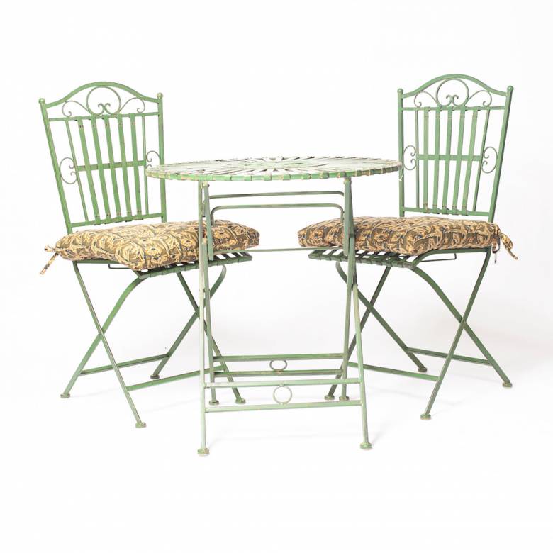 Set Of Metal Garden Table & 2 Chairs In Antique Green
