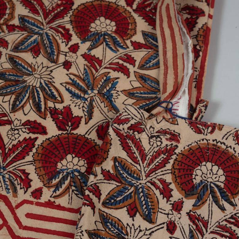 Single Sized Cotton Throw In Tote Bag - Willow Print