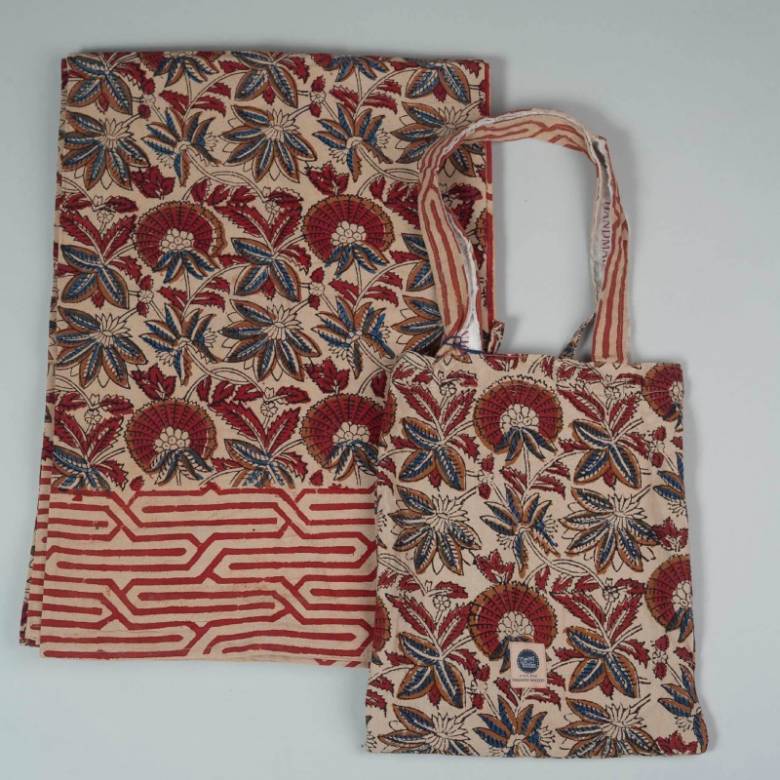 Single Sized Cotton Throw In Tote Bag - Willow Print