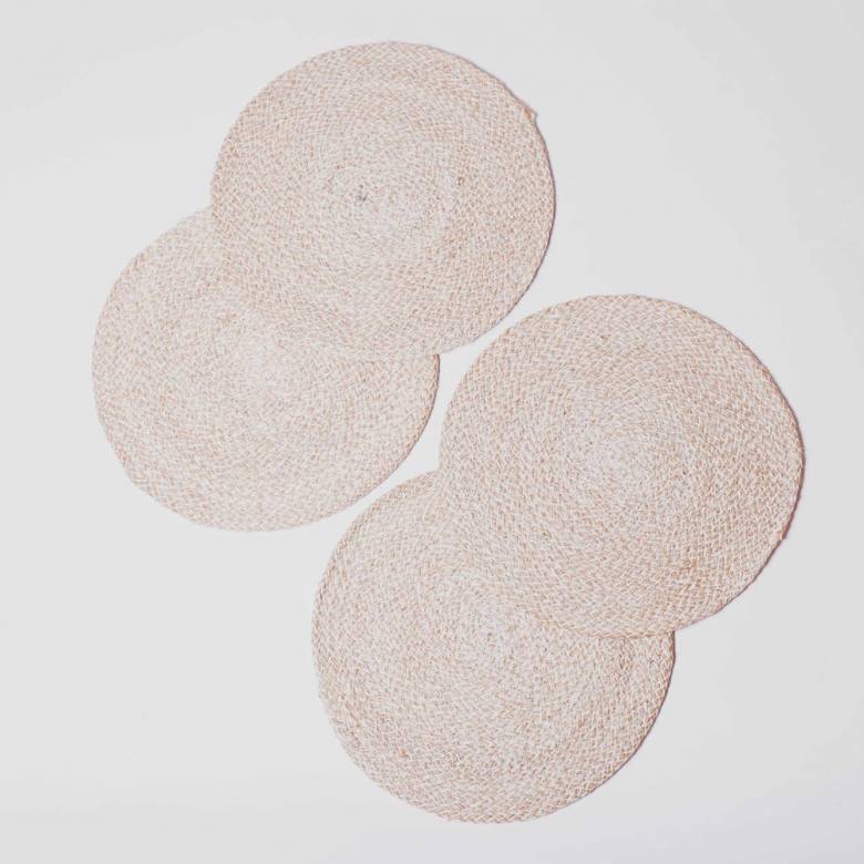 Set Of 4 Jute Placemats In Pearl 27cm