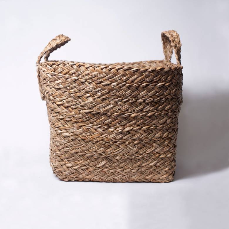 Small Square Grass Basket With Handles 30x30x25cm
