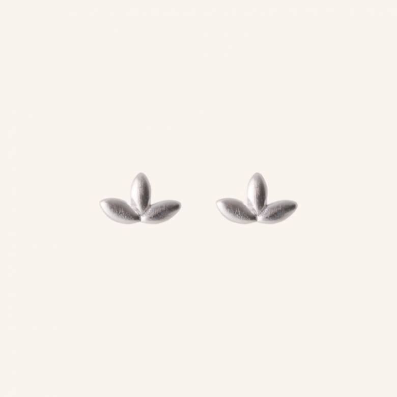 Whisper Earstick Stud Earrings In Silver By Pernille Corydon