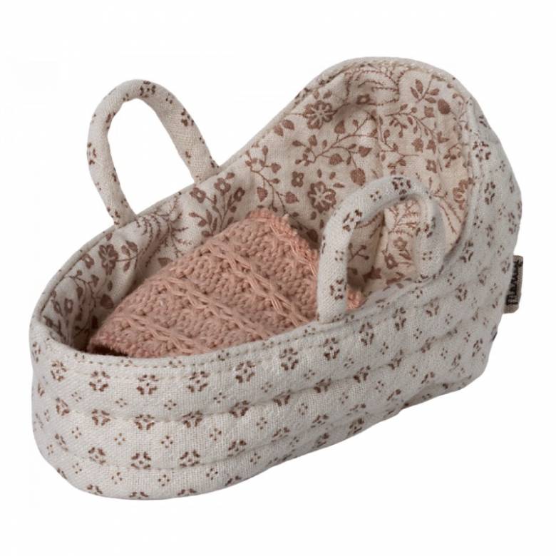 Baby Mouse Carrycot By Maileg 3+