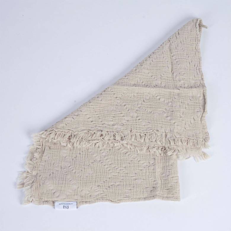 Chantilly Hand Towel In Antique White