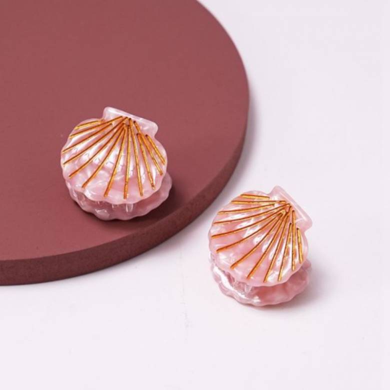 Coral Shell - Pair Of Claw Hair Clips