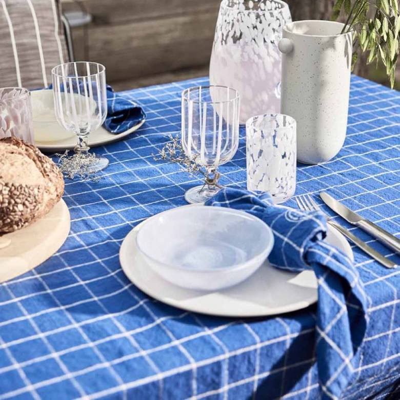 Dark Blue & White Grid Patterned Tablecloth 200x140cm