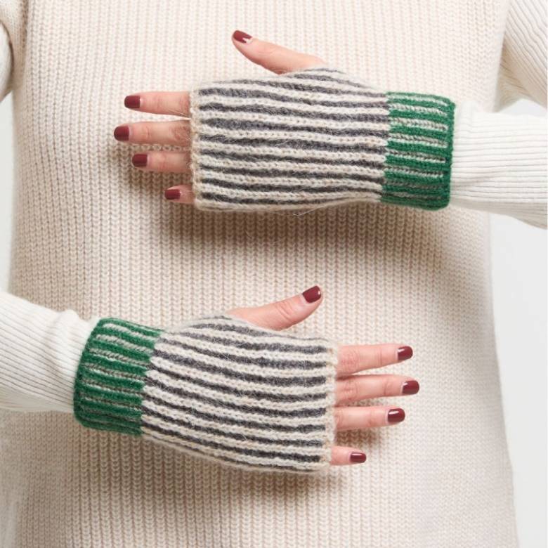 Dark Green Olly Wool Mittens