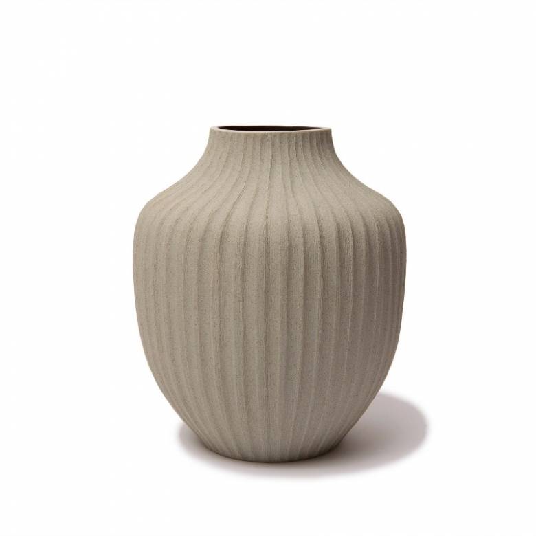 Deep Line Flared Kyoto Vase In Sand Grey H: 20cm Lindform