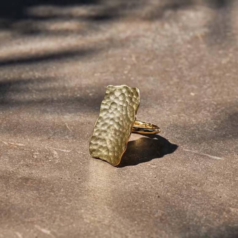 Huron Hammered Ring In Gold