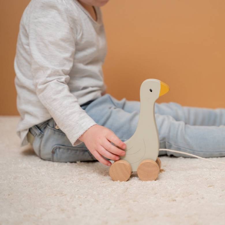 Little Goose Pull Along Toy By Little Dutch 1+