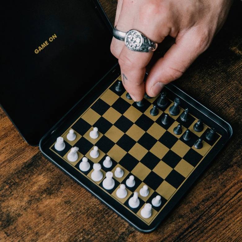 Magnetic Travel Chess Set