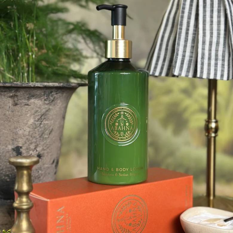 Mandarin & Sicilian Bergamot Hand & Body Lotion 300ml