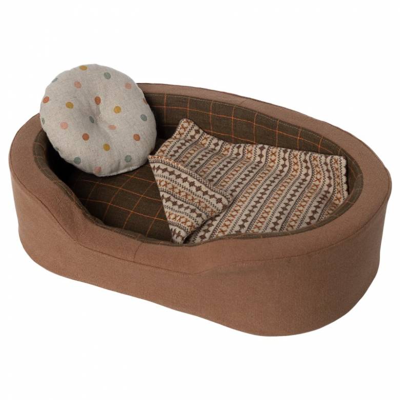 Medium Toy Pet Cosy Basket In Brown By Maileg 3+