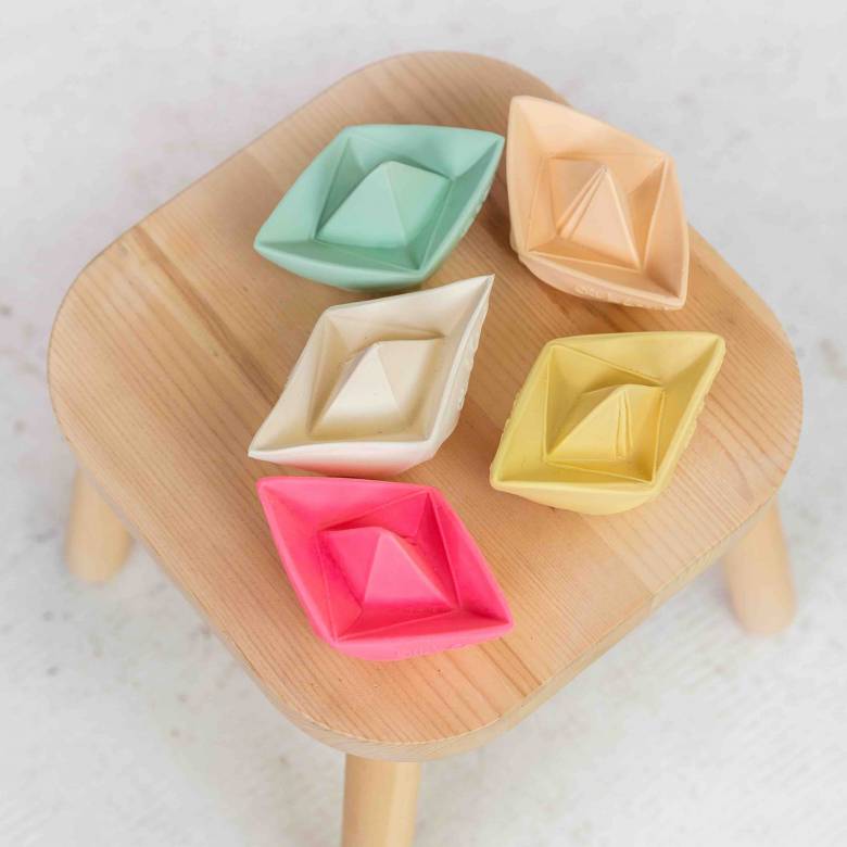Origami Boat Natural Rubber Bath Toy In Vanilla 0+