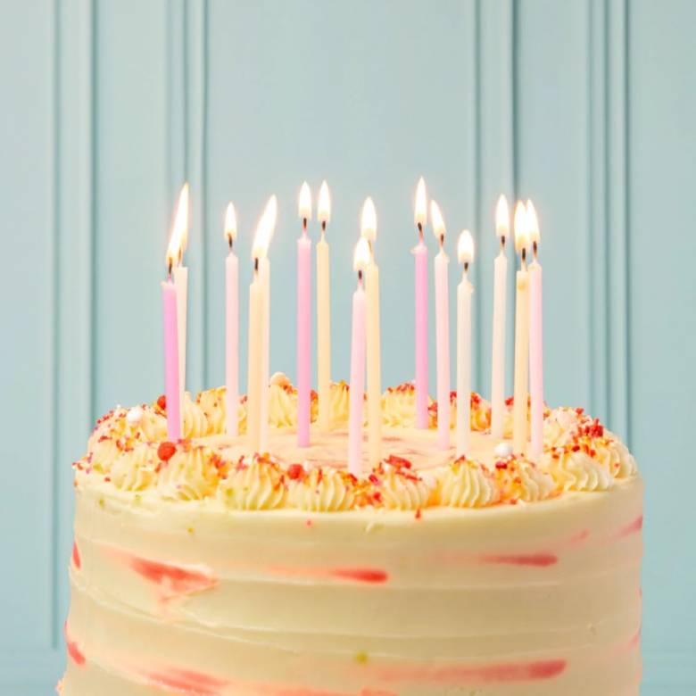 Pack Of 16 Pastel Coloured Cake Candles