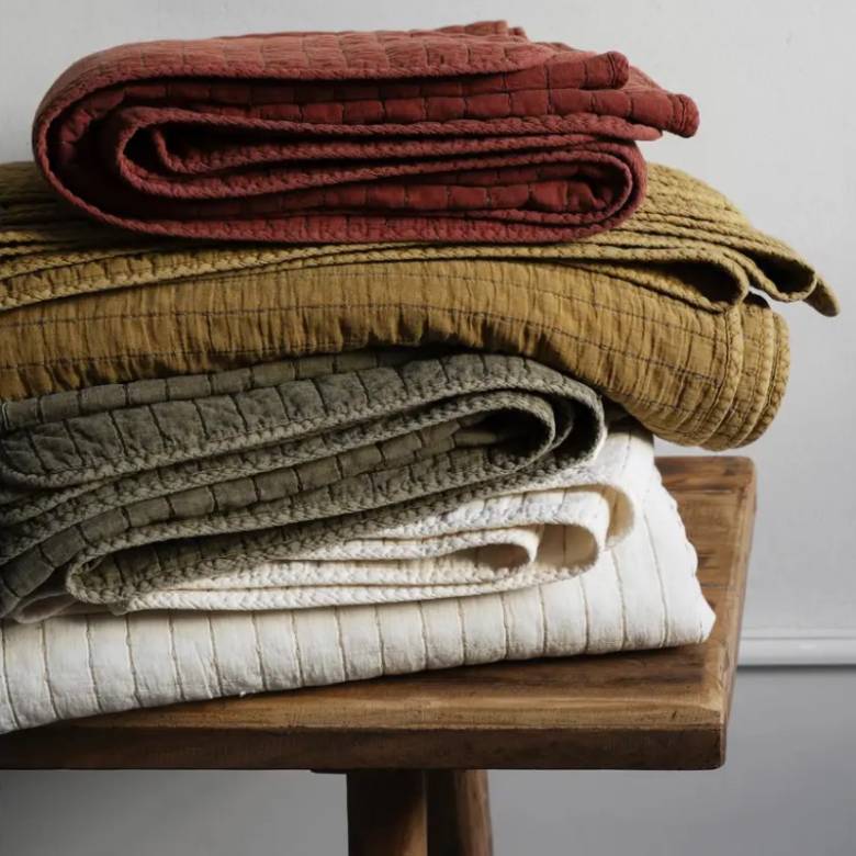 Quilted Cotton Blanket Throw In Brick Red