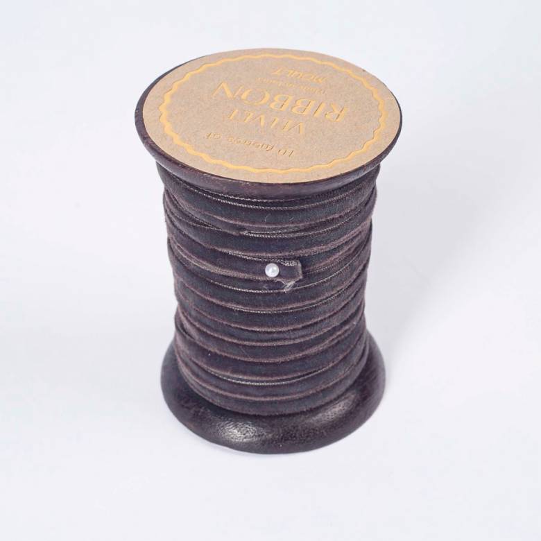 Reel Of Velvet Ribbon On Wooden Spool In Dark Grey 10M