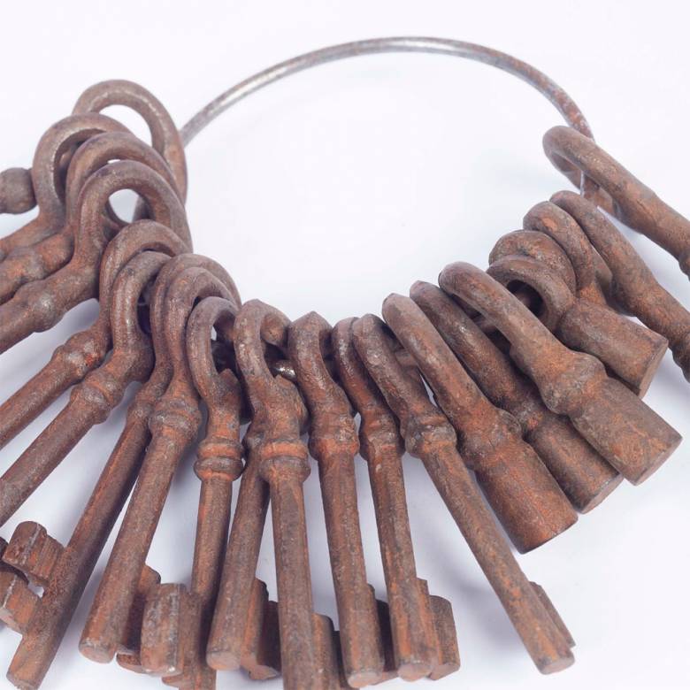 Set Of Rusty Keys Decoration