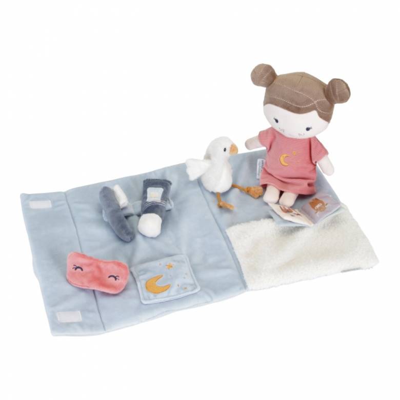 Sleepover Play Set With Doll 1+