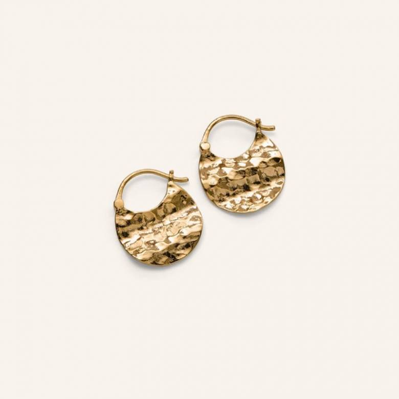 Small Halo Earrings In Gold By Pernille Corydon
