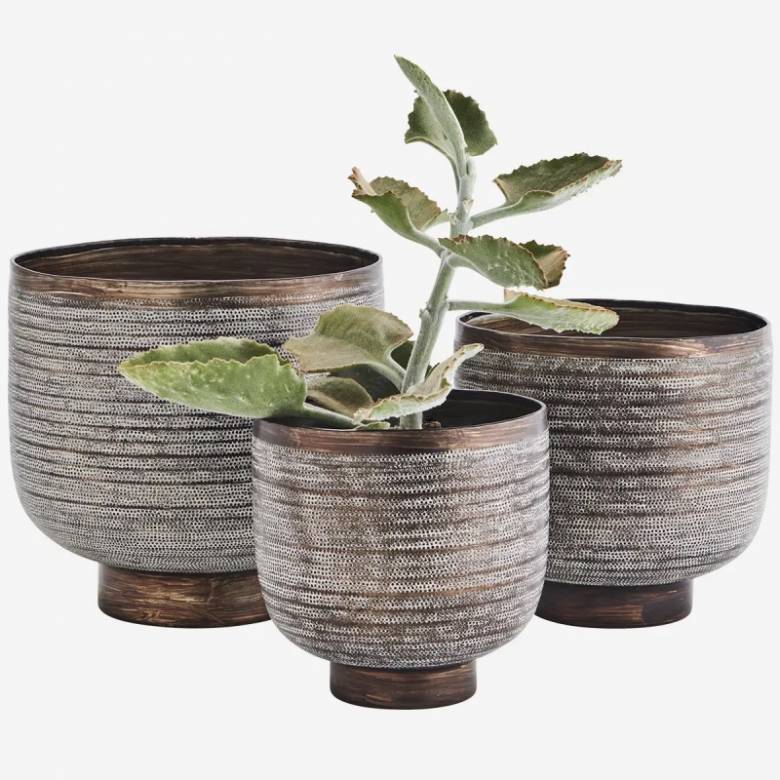 Large Hand Hammered Aluminium Flower Pot 28x27cm