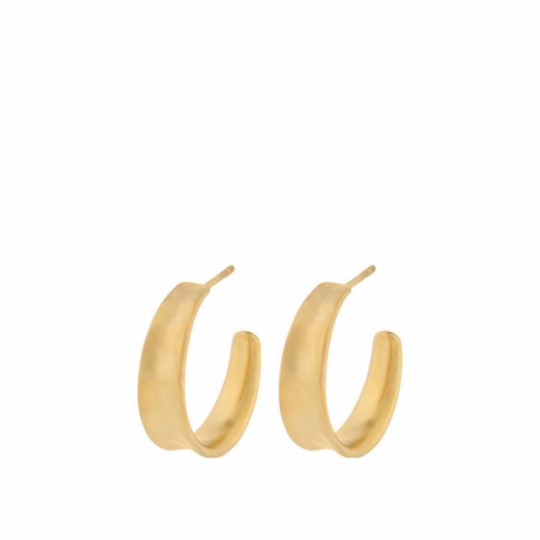 Small Saga Hoop Earrings In Gold By Pernille Corydon